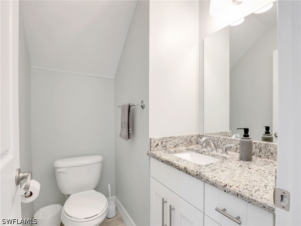 3 Bed SingleFamilyResidence for Sale in Naples, photo 15