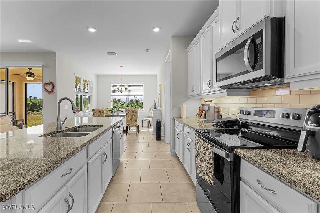 3 Bed SingleFamilyResidence for Sale in Stonewater, photo 16