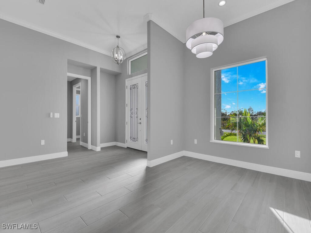 3 Bed Pool Home for Sale in Pine Valley, photo 16