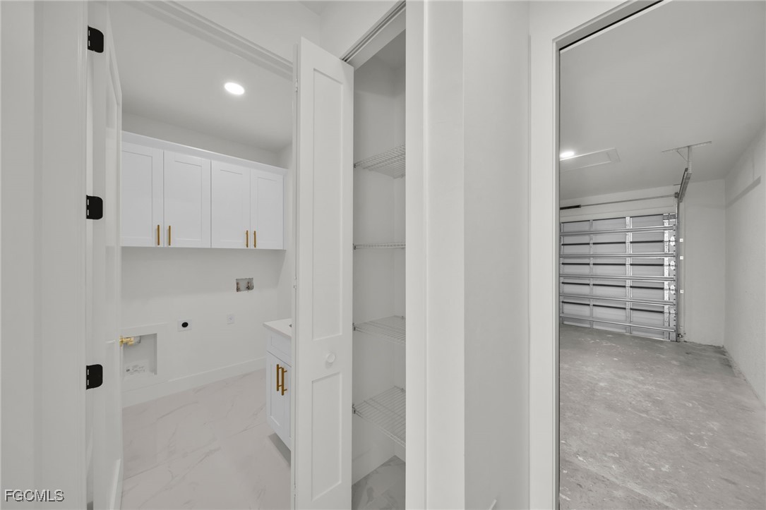 4 Bed SingleFamilyResidence for Sale in Lehigh Acres, photo 16