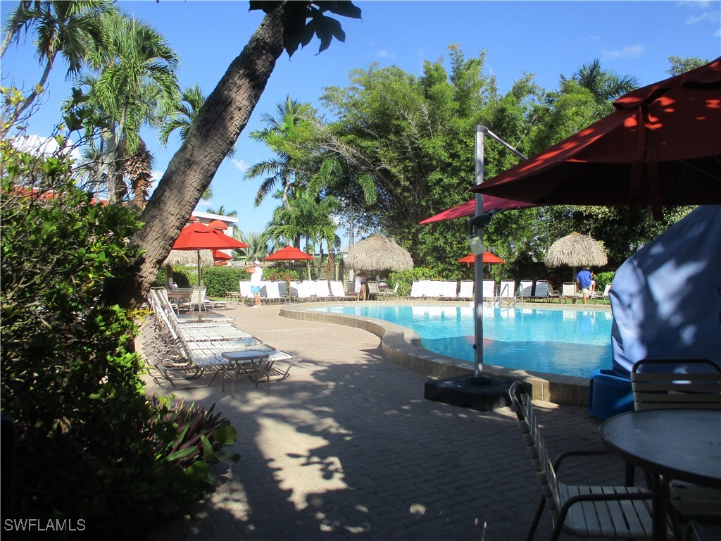 Condominium for Sale in Naples, photo 16