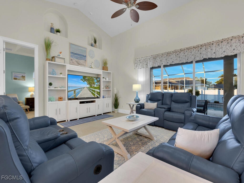 3 Bed Pool Home for Sale in Cape Coral, photo 16