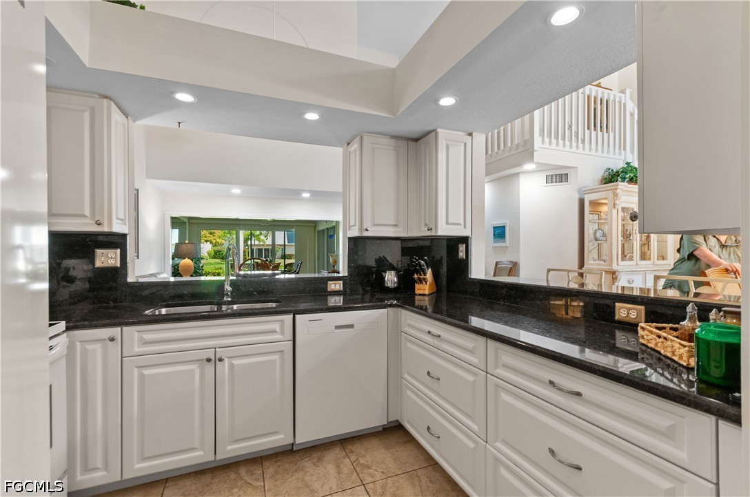 3 Bed Waterfront Home for Sale in Estero, photo 16