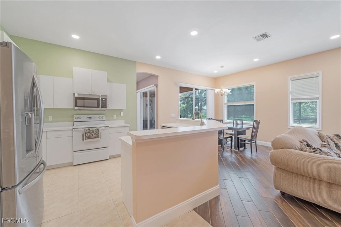 3 Bed Pool Home for Sale in Lehigh Acres, photo 16