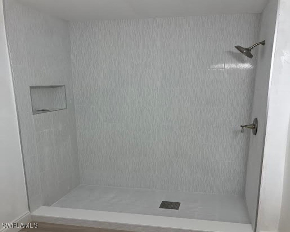 3 Bed SingleFamilyResidence for Sale in Spring Lakes, photo 16