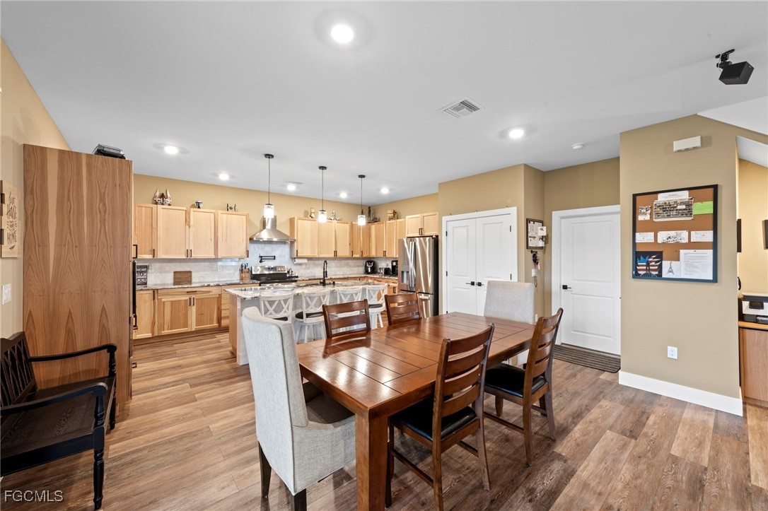 3 Bed SingleFamilyResidence for Sale in Lehigh Acres, photo 16