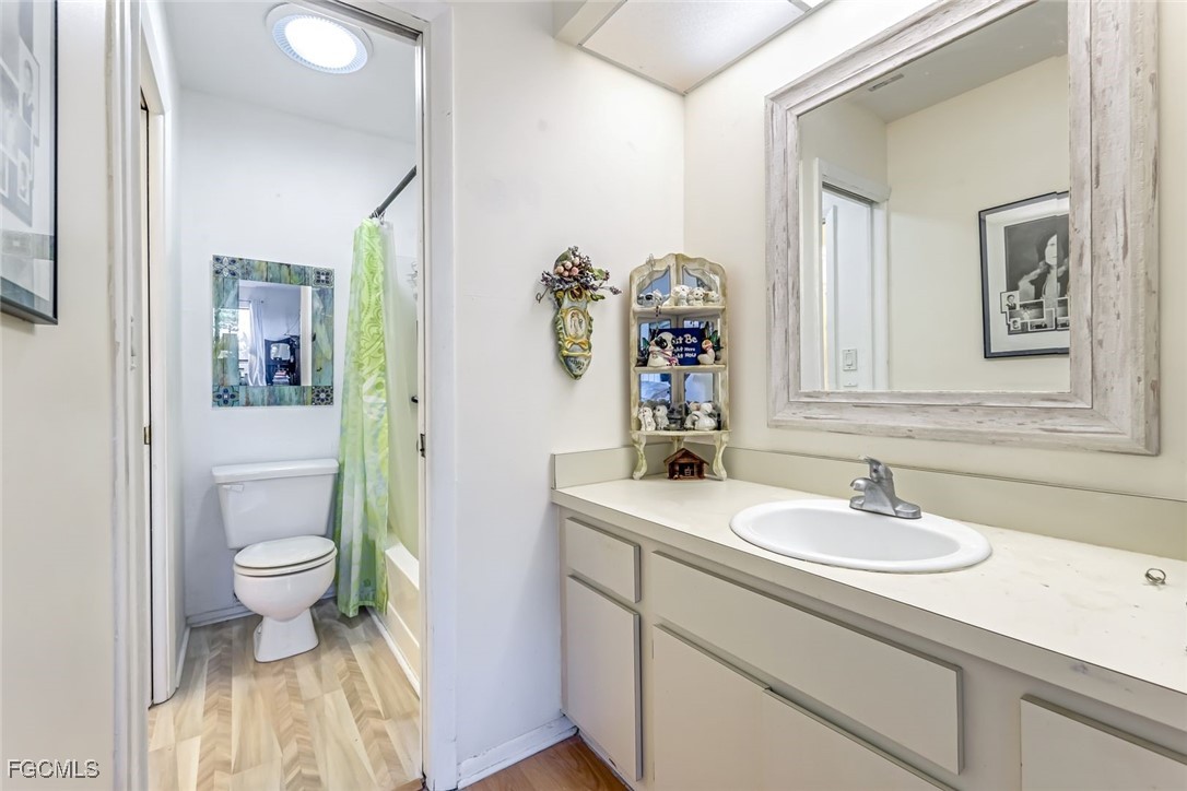 2 Bed Condominium for Sale in Fort Myers, photo 16