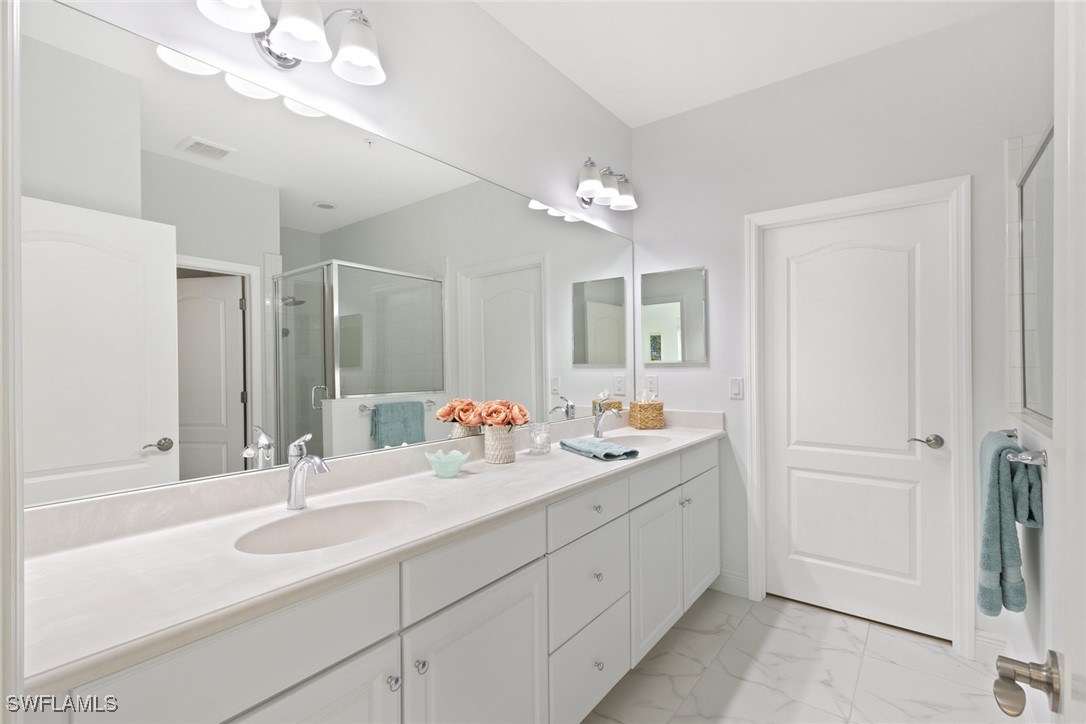 3 Bed Condominium for Sale in Avalon, photo 16