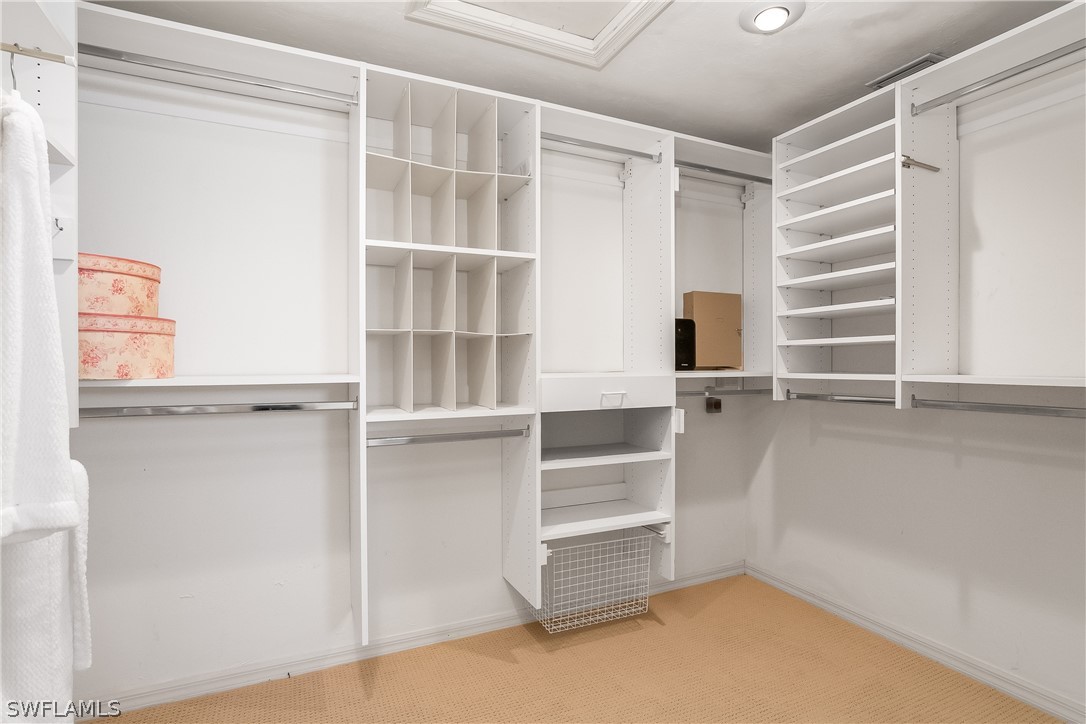 3 Bed SingleFamilyResidence for Sale in Hunters Ridge, photo 16