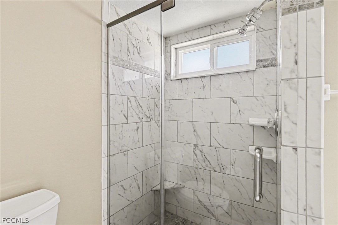 3 Bed Pool Home for Sale in Cape Coral, photo 16