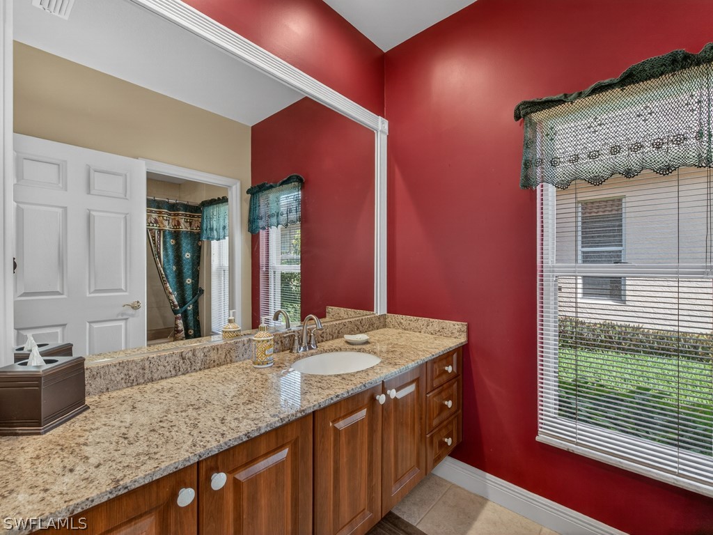 4 Bed Pool Home for Sale in The Strand, photo 16
