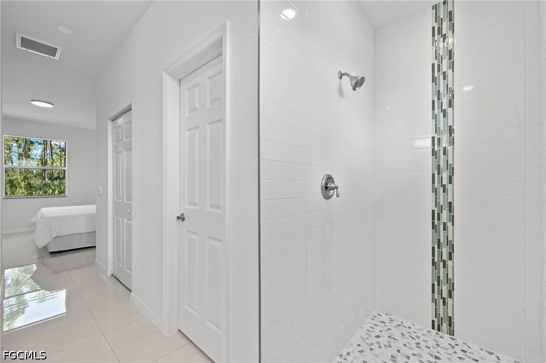 3 Bed SingleFamilyResidence for Sale in Lehigh Acres, photo 16
