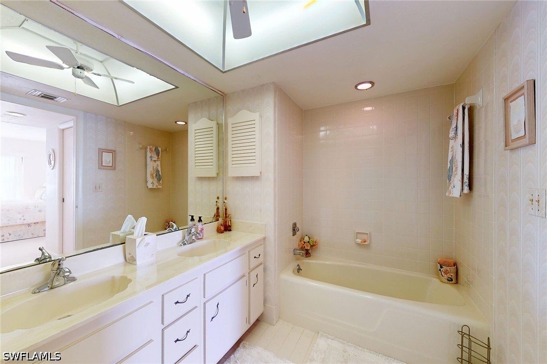 2 Bed Waterfront Home for Sale in Marco Island, photo 16