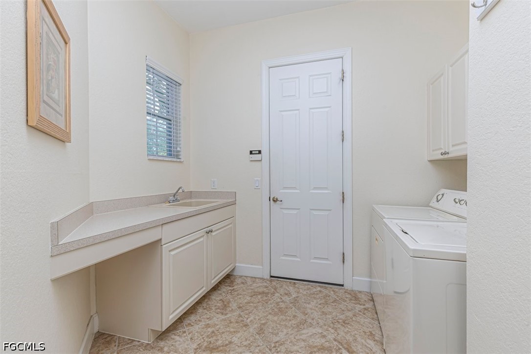 4 Bed Pool Home for Sale in Emerson Square, photo 16