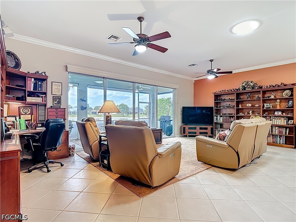 2 Bed Waterfront Home for Sale in Palm Island, photo 16