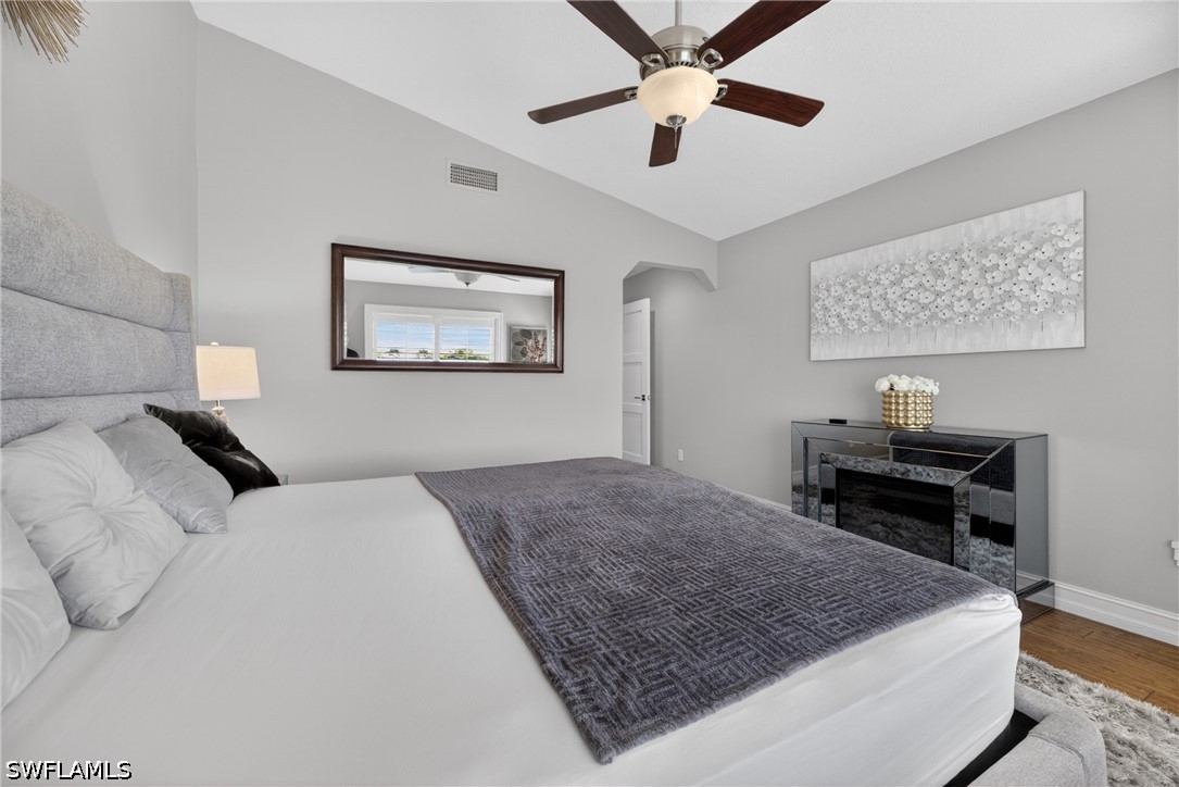 3 Bed Waterfront Home for Sale in Naples, photo 16