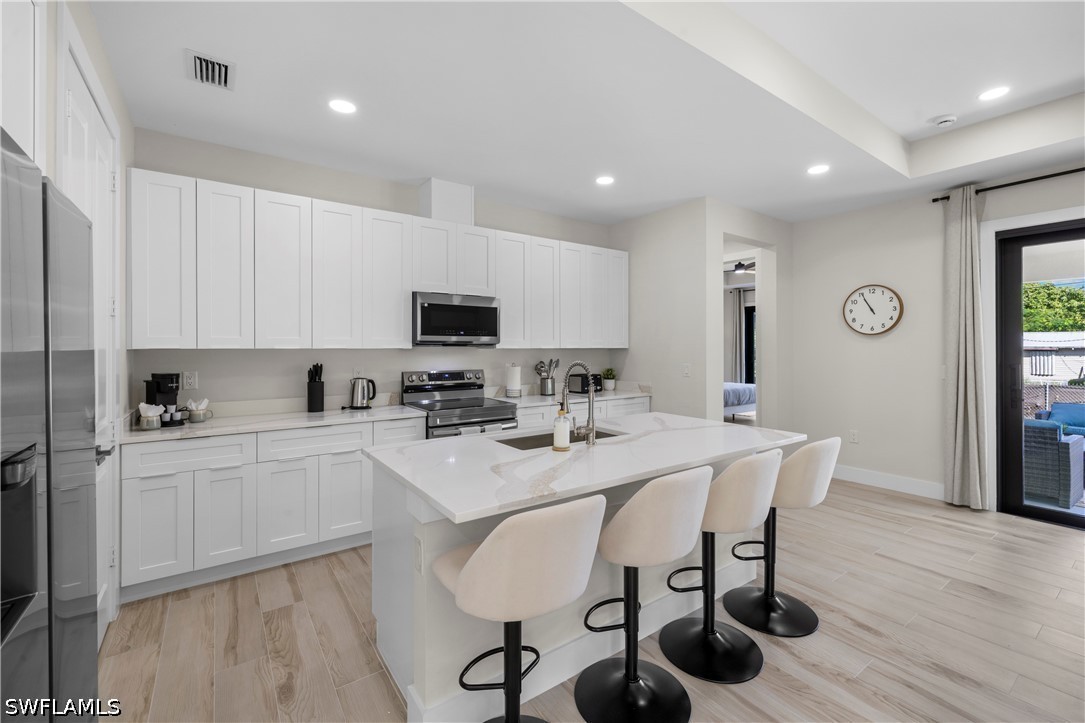 4 Bed SingleFamilyResidence for Sale in Naples, photo 16