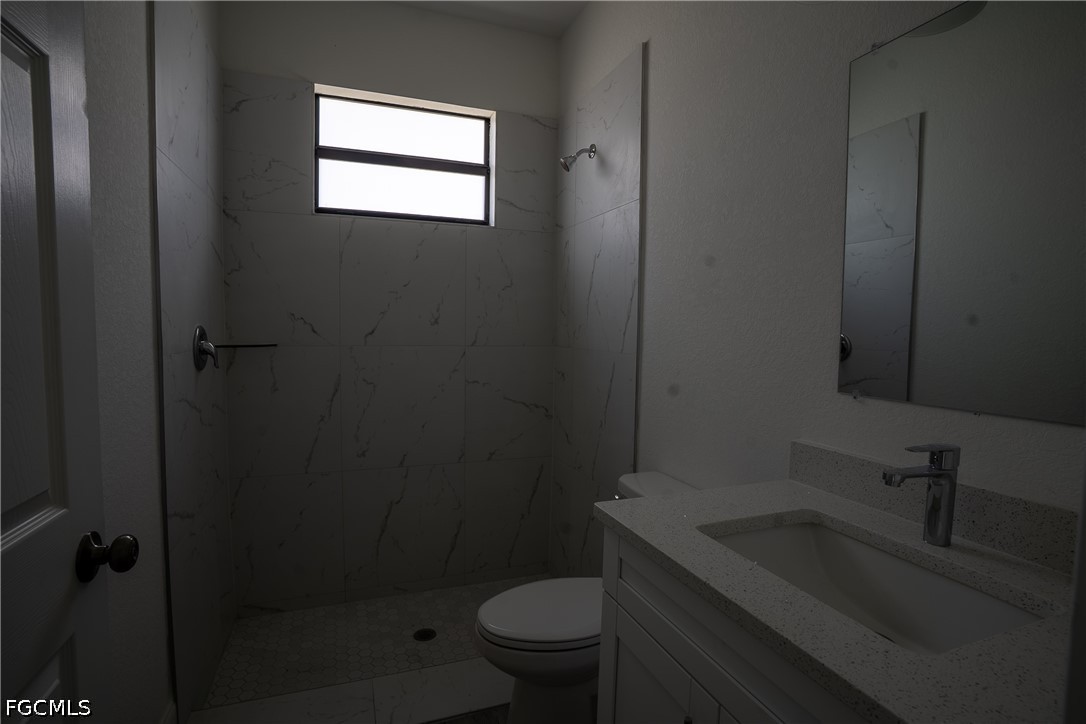 3 Bed SingleFamilyResidence for Sale in Port Charlotte, photo 16