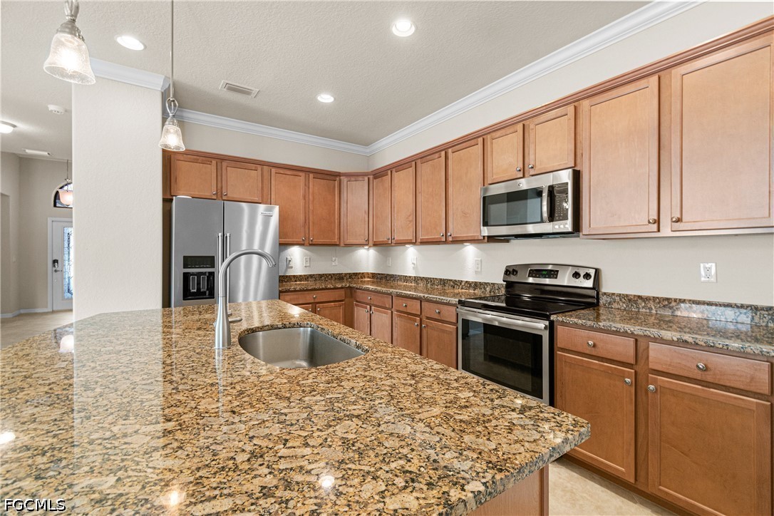 4 Bed Pool Home for Sale in Reflection Isles, photo 16