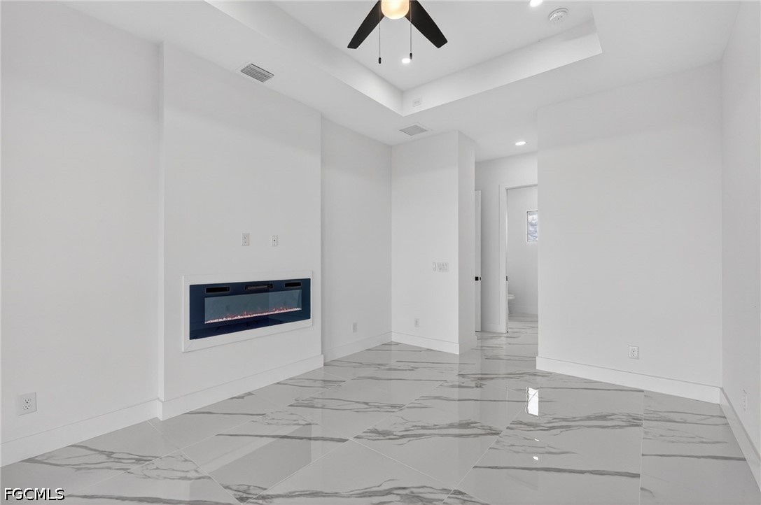 3 Bed Waterfront Home for Sale in Cape Coral, photo 16