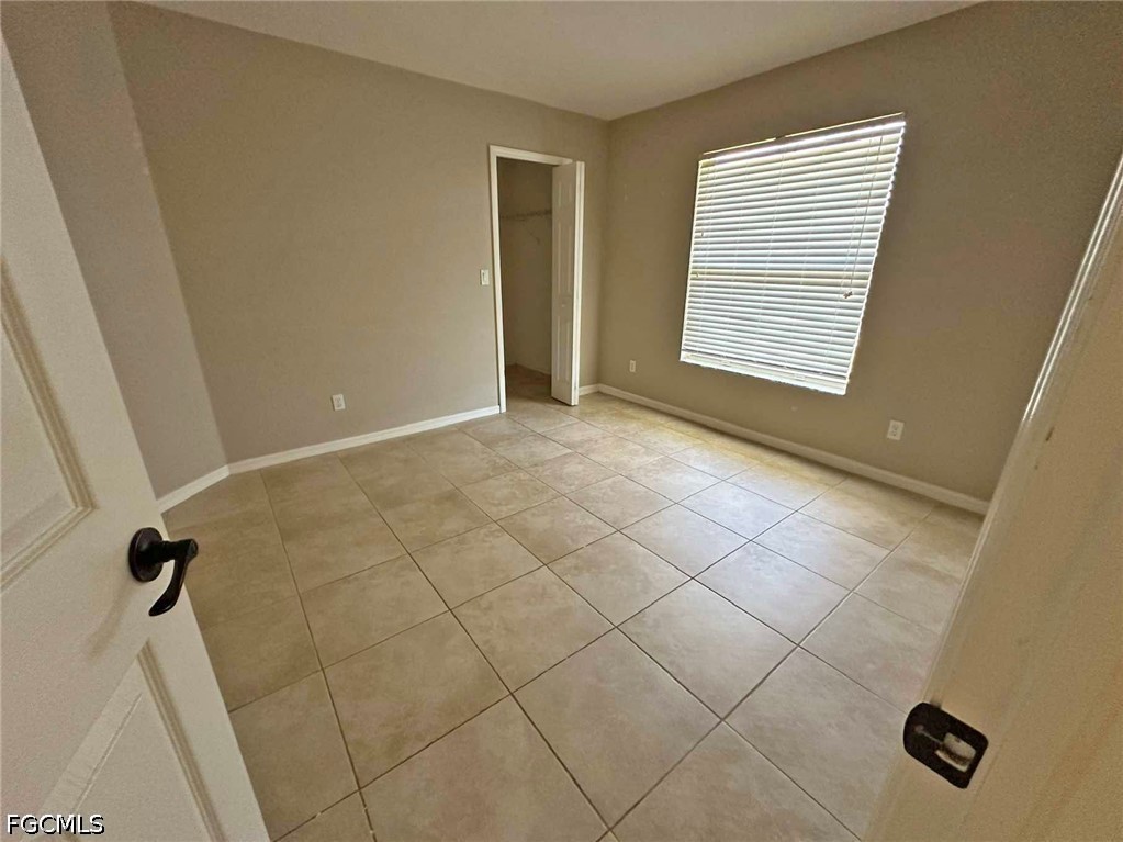 3 Bed SingleFamilyResidence for Sale in Cape Coral, photo 16