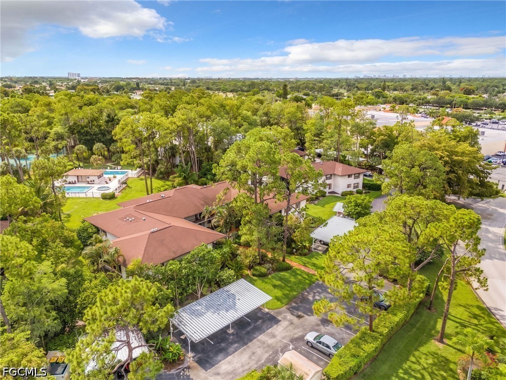 2 Bed Condominium for Sale in Naples, photo 16