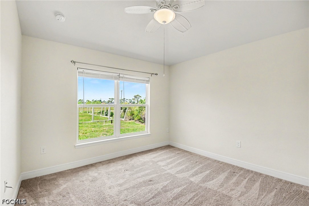 3 Bed SingleFamilyResidence for Sale in Cape Coral, photo 16