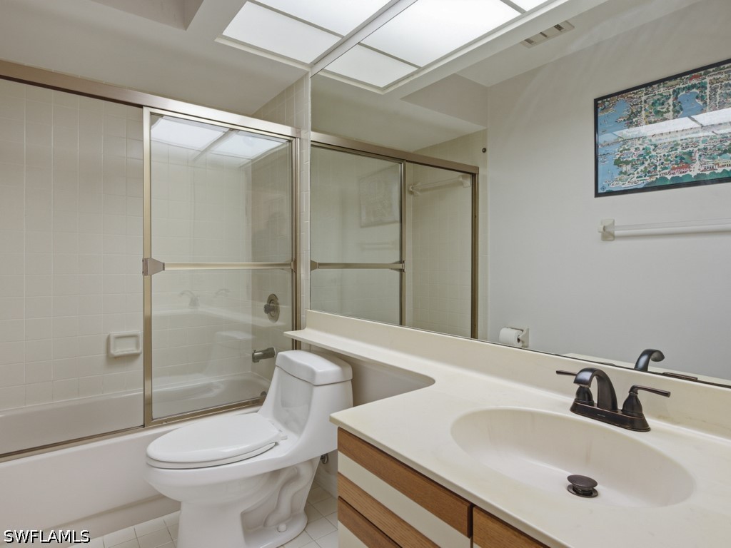 2 Bed Condominium for Sale in Eagle Creek, photo 16