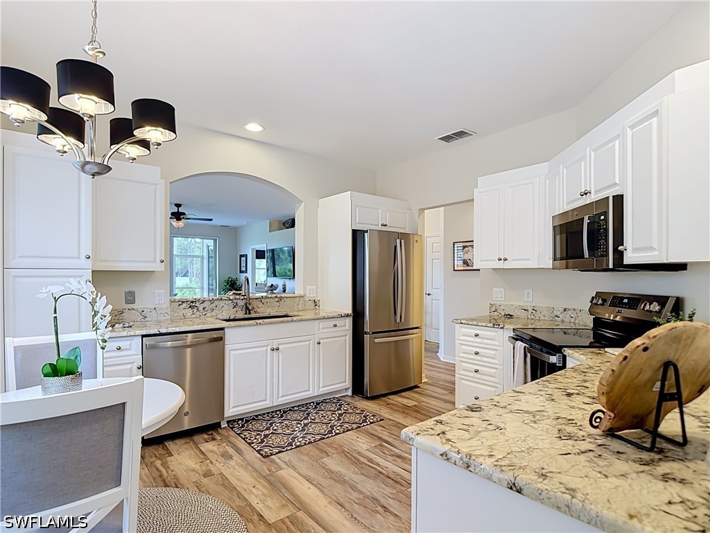 2 Bed Condominium for Sale in Sabal Palm, photo 16