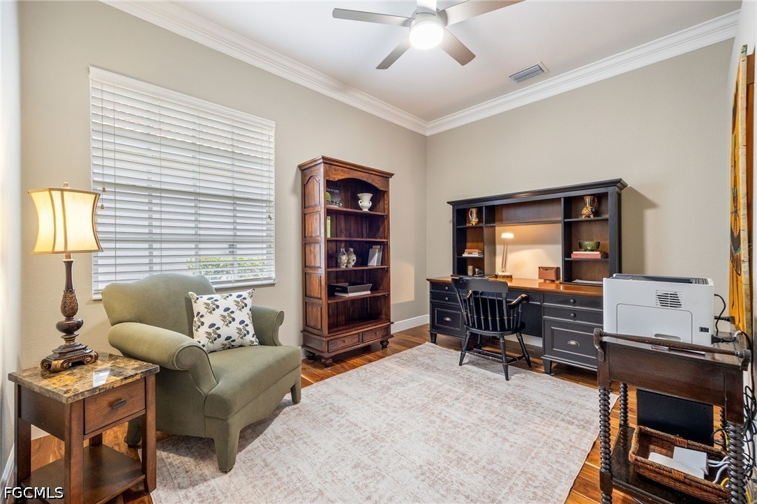 2 Bed SingleFamilyResidence for Sale in Naples, photo 16