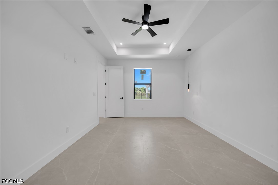 3 Bed Pool Home for Sale in Cape Coral, photo 16