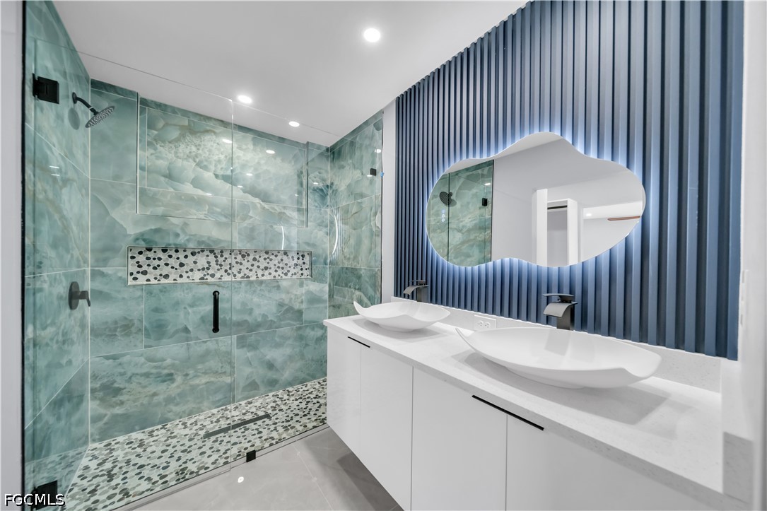 3 Bed Pool Home for Sale in Cape Coral, photo 16