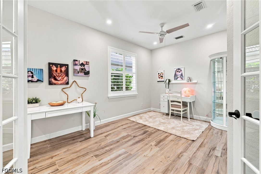 4 Bed Pool Home for Sale in Reflection Lakes, photo 16