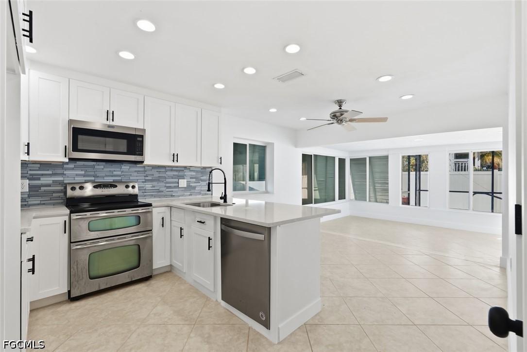 3 Bed Pool Home for Sale in Leilani, photo 16