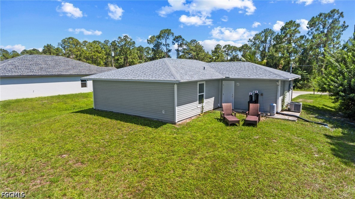 3 Bed SingleFamilyResidence for Sale in Lehigh Acres, photo 16