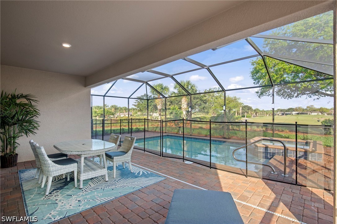 3 Bed Pool Home for Sale in Country Club, photo 16