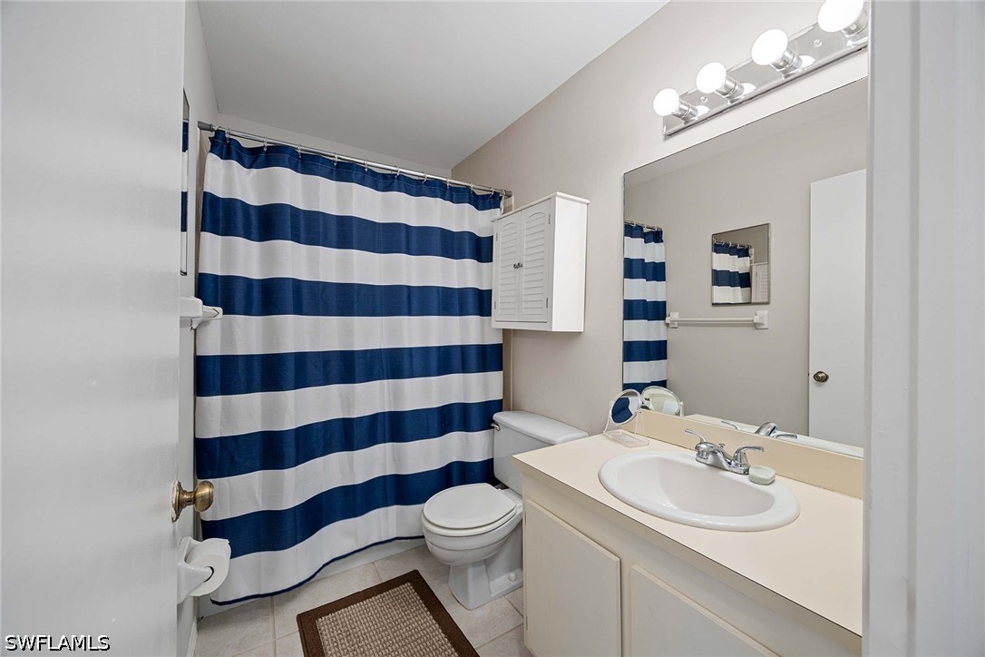 2 Bed Condominium for Sale in Naples, photo 16