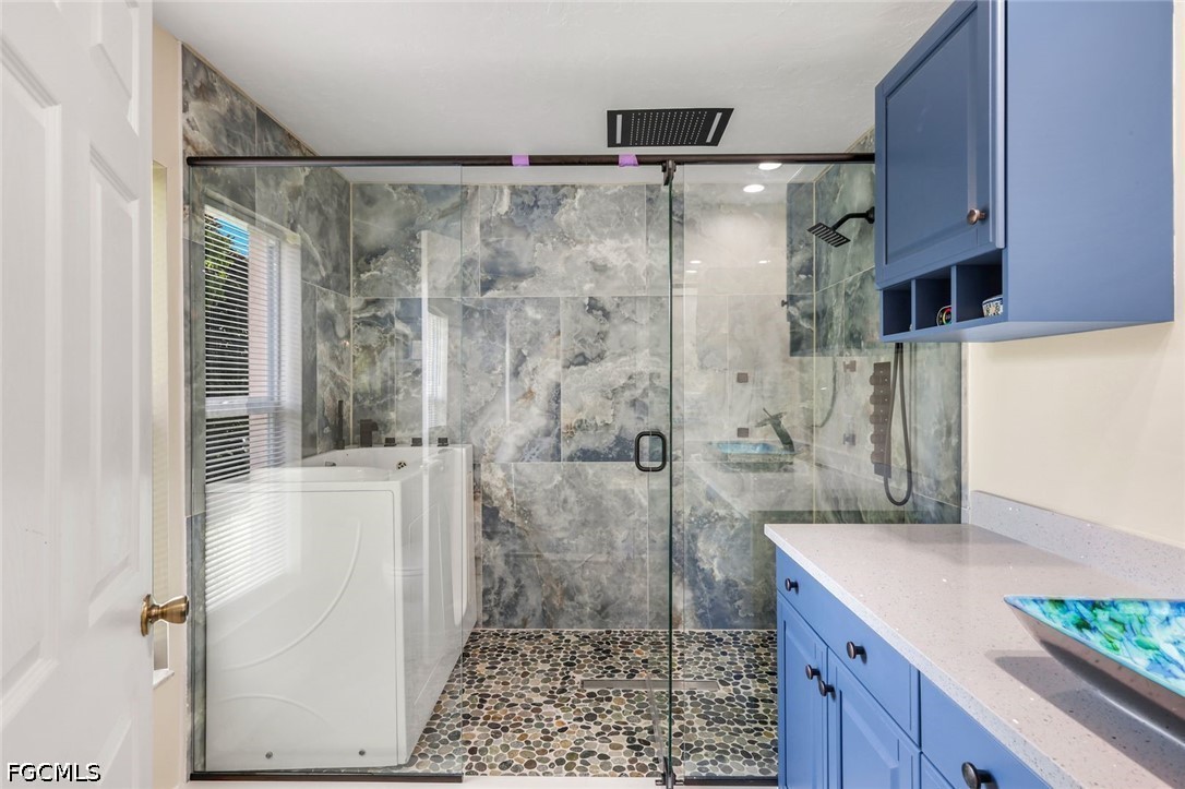 3 Bed SingleFamilyResidence for Sale in Cape Coral, photo 16