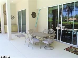 3 Bed Pool Home for Sale in Featherbrook, photo 16