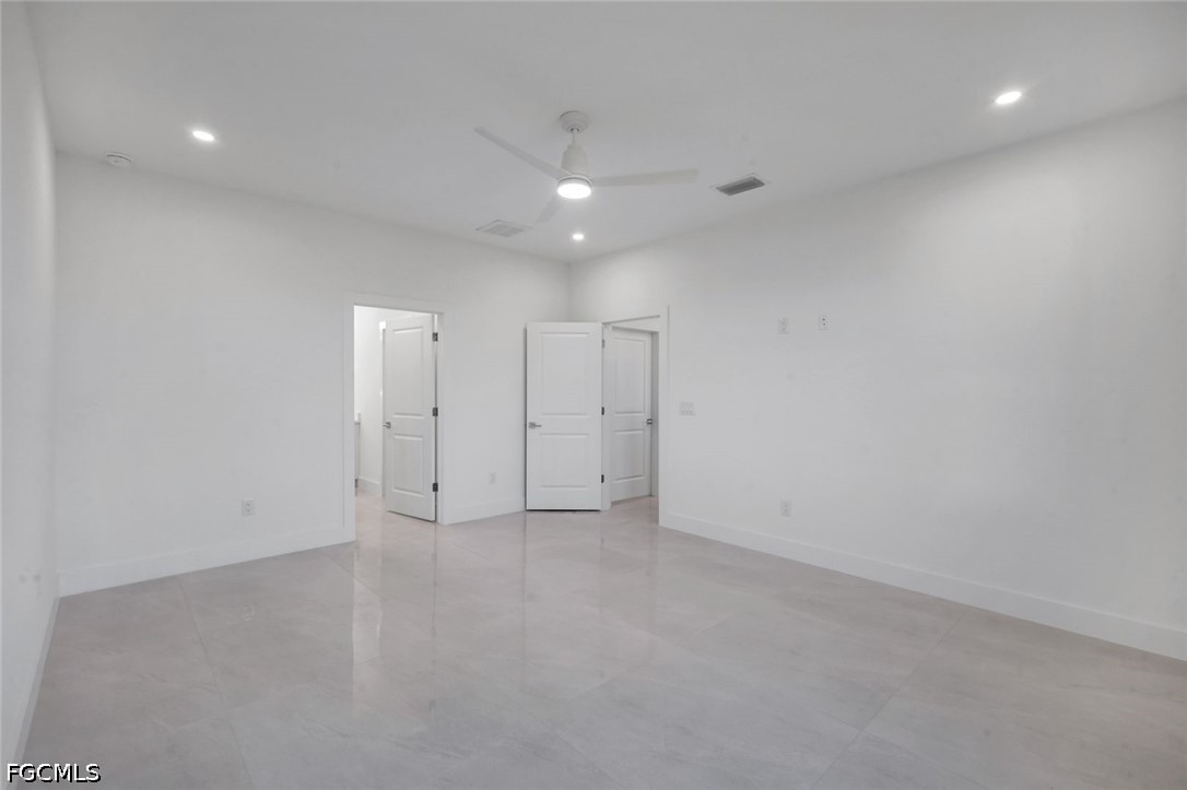 4 Bed SingleFamilyResidence for Sale in Cape Coral, photo 16
