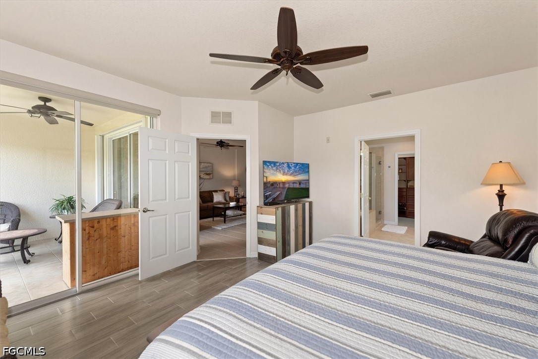 2 Bed Waterfront Home for Sale in Fort Myers, photo 16