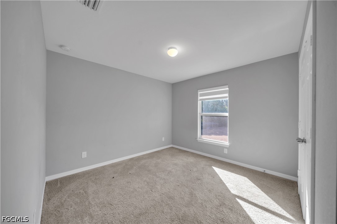 3 Bed SingleFamilyResidence for Sale in Lehigh Acres, photo 16