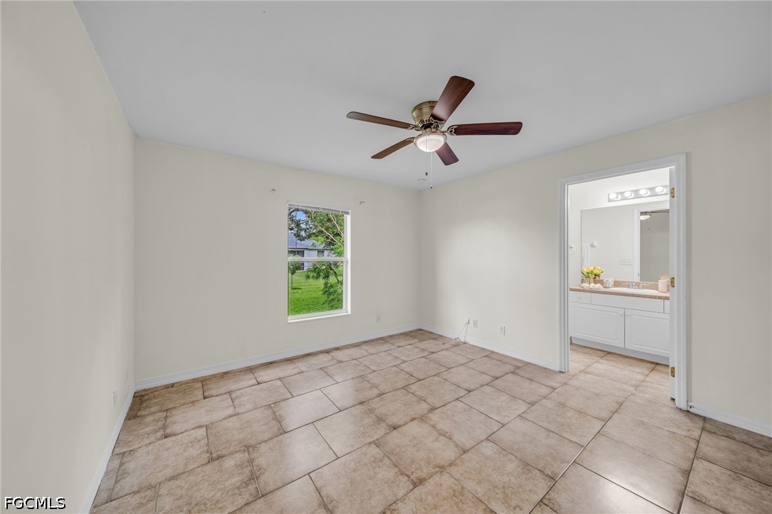 3 Bed SingleFamilyResidence for Sale in Cape Coral, photo 16