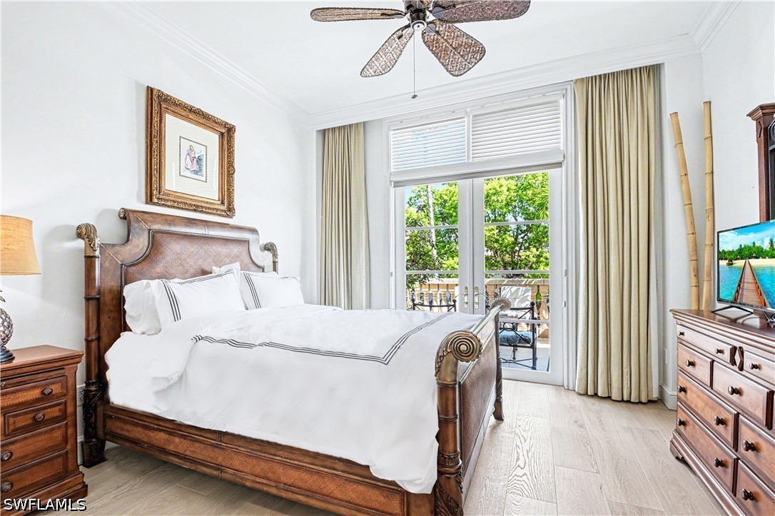 3 Bed Condominium for Sale in Olde Naples, photo 16