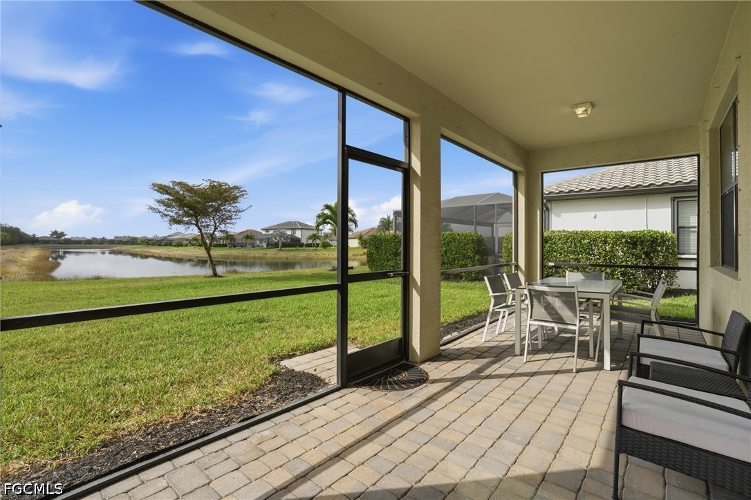 4 Bed Waterfront Home for Sale in Fort Myers, photo 16