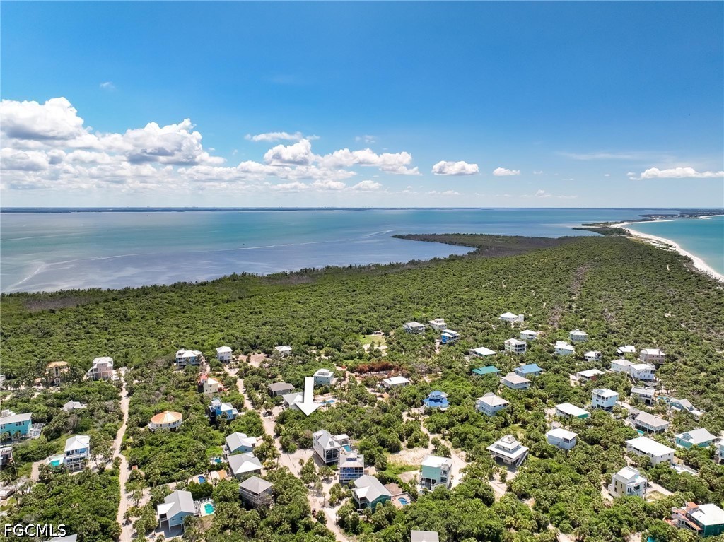 Residential for Sale in Upper Captiva, photo 16