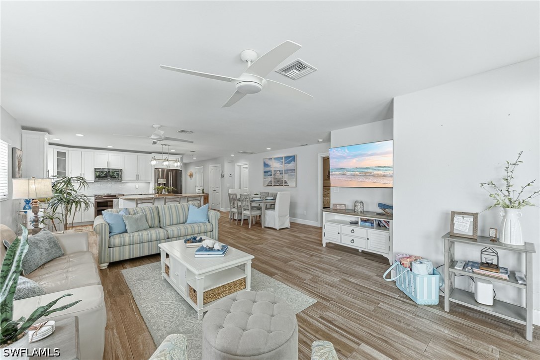 3 Bed Pool Home for Sale in Naples Park, photo 16