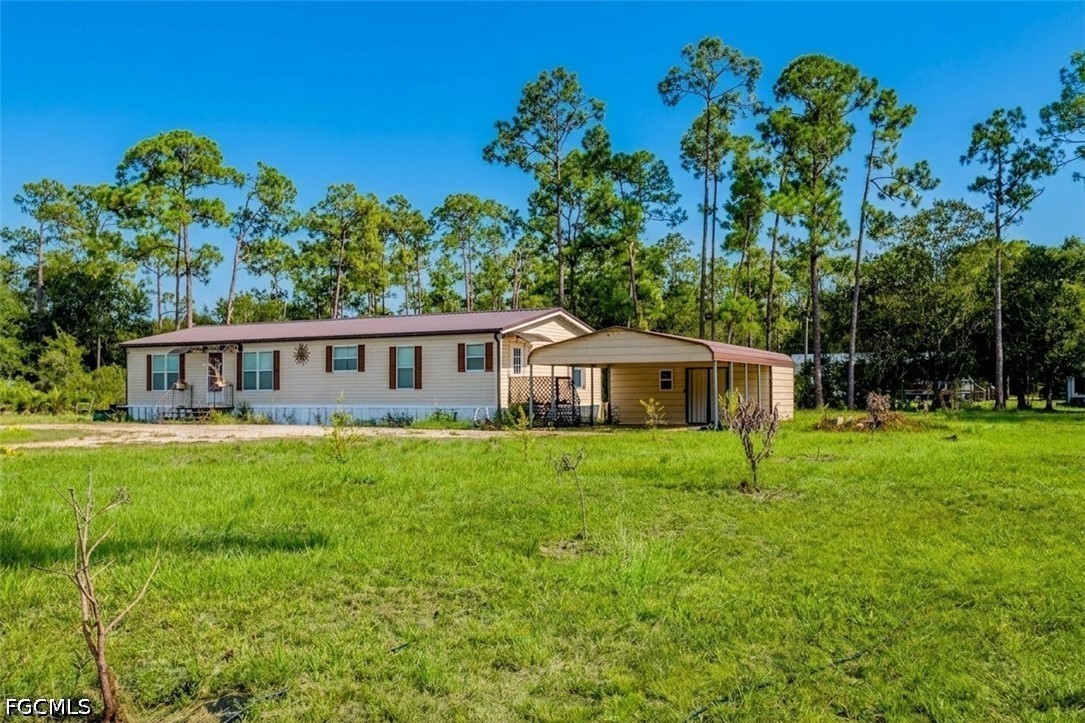 3 Bed ManufacturedHome for Sale in Labelle, photo 16