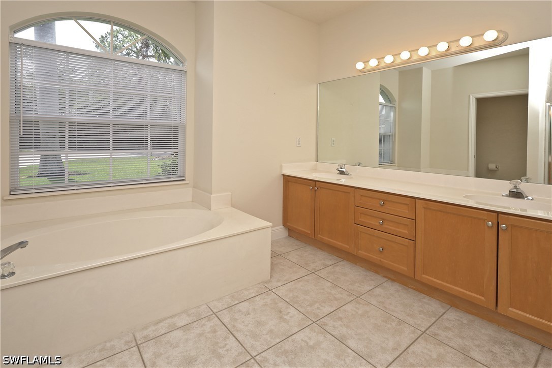 4 Bed Pool Home for Sale in Falcon Ridge, photo 16