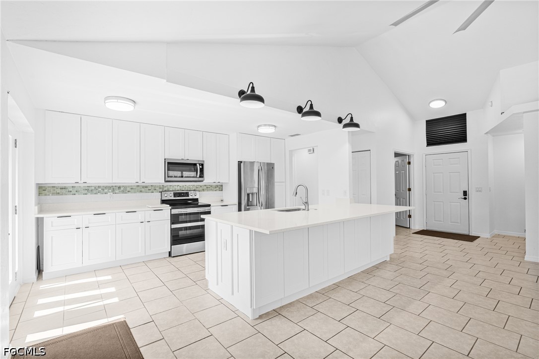 3 Bed SingleFamilyResidence for Sale in The Meadow, photo 16